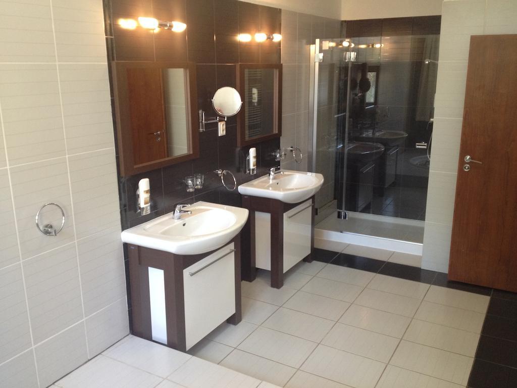 Garni Hotel Cosmopolitan Senec Chambre photo